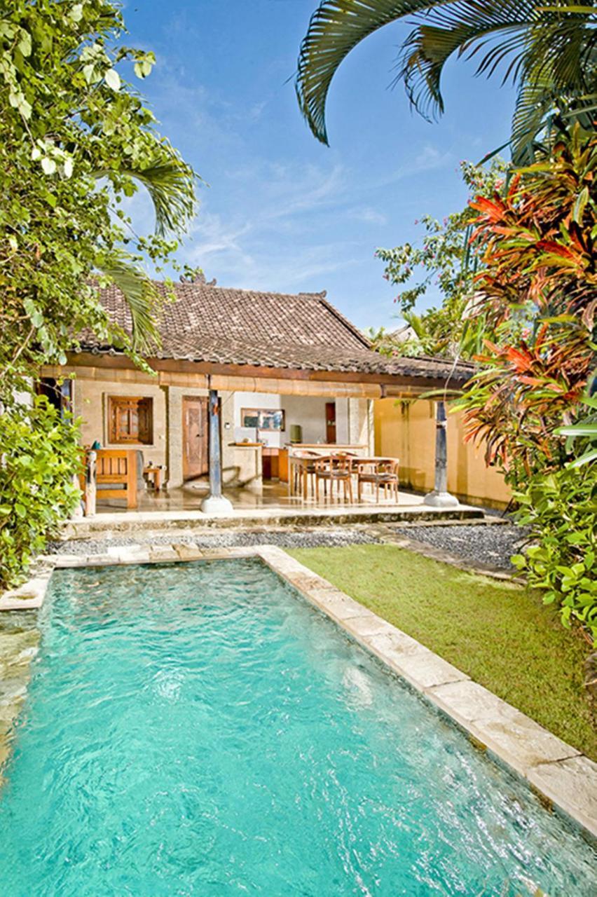 Villa Kubu Seminyak Exterior foto